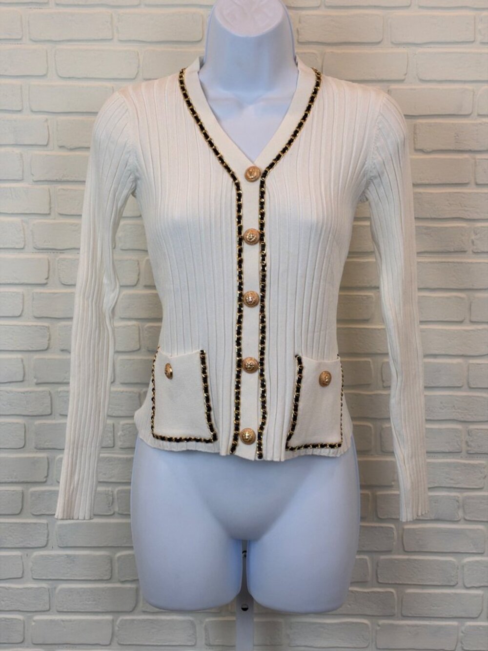 Oolala Cardigan Chain Trim Lion Button Ivory S